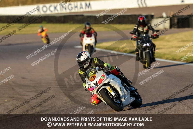 Rockingham no limits trackday;enduro digital images;event digital images;eventdigitalimages;no limits trackdays;peter wileman photography;racing digital images;rockingham raceway northamptonshire;rockingham trackday photographs;trackday digital images;trackday photos