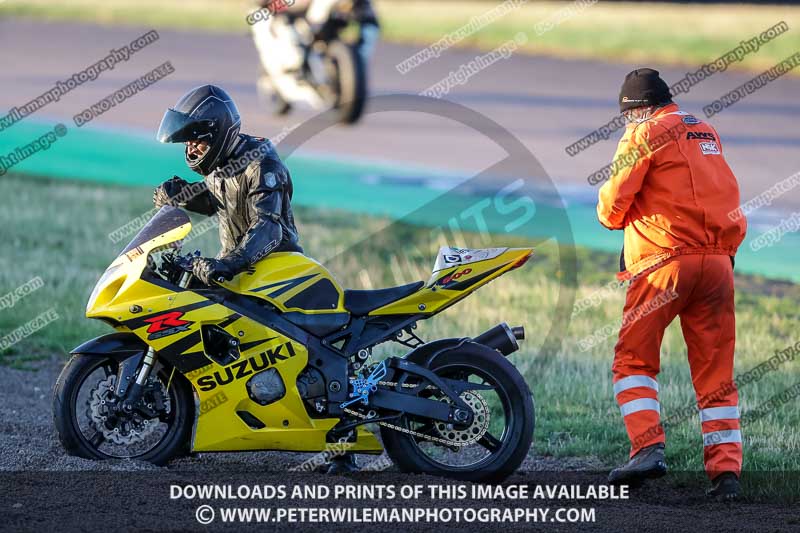 Rockingham no limits trackday;enduro digital images;event digital images;eventdigitalimages;no limits trackdays;peter wileman photography;racing digital images;rockingham raceway northamptonshire;rockingham trackday photographs;trackday digital images;trackday photos