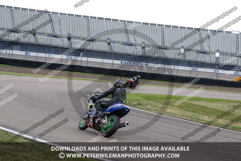 Rockingham no limits trackday;enduro digital images;event digital images;eventdigitalimages;no limits trackdays;peter wileman photography;racing digital images;rockingham raceway northamptonshire;rockingham trackday photographs;trackday digital images;trackday photos