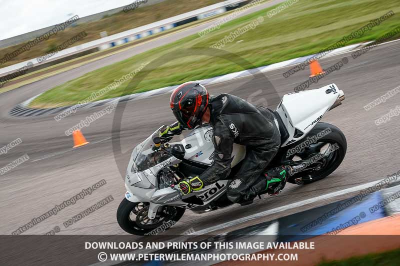 Rockingham no limits trackday;enduro digital images;event digital images;eventdigitalimages;no limits trackdays;peter wileman photography;racing digital images;rockingham raceway northamptonshire;rockingham trackday photographs;trackday digital images;trackday photos
