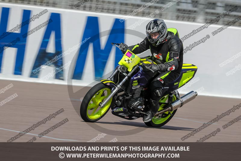 Rockingham no limits trackday;enduro digital images;event digital images;eventdigitalimages;no limits trackdays;peter wileman photography;racing digital images;rockingham raceway northamptonshire;rockingham trackday photographs;trackday digital images;trackday photos