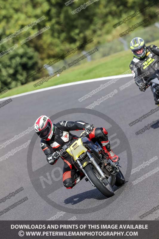 cadwell no limits trackday;cadwell park;cadwell park photographs;cadwell trackday photographs;enduro digital images;event digital images;eventdigitalimages;no limits trackdays;peter wileman photography;racing digital images;trackday digital images;trackday photos