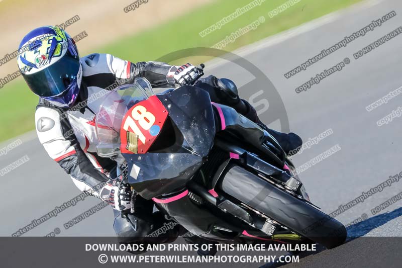 enduro digital images;event digital images;eventdigitalimages;no limits trackdays;peter wileman photography;racing digital images;snetterton;snetterton no limits trackday;snetterton photographs;snetterton trackday photographs;trackday digital images;trackday photos