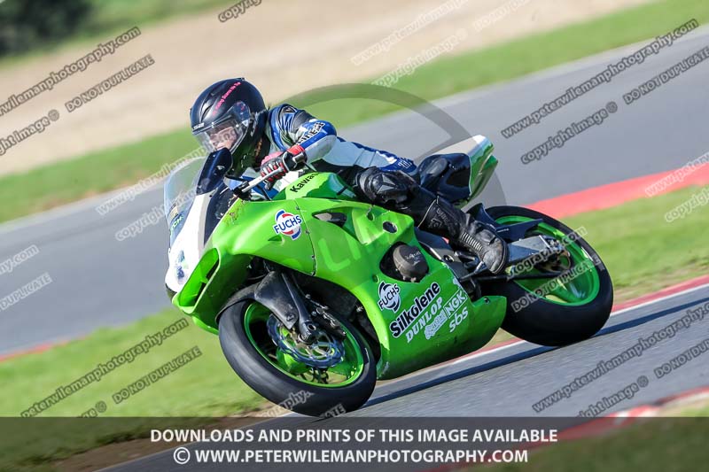 enduro digital images;event digital images;eventdigitalimages;no limits trackdays;peter wileman photography;racing digital images;snetterton;snetterton no limits trackday;snetterton photographs;snetterton trackday photographs;trackday digital images;trackday photos