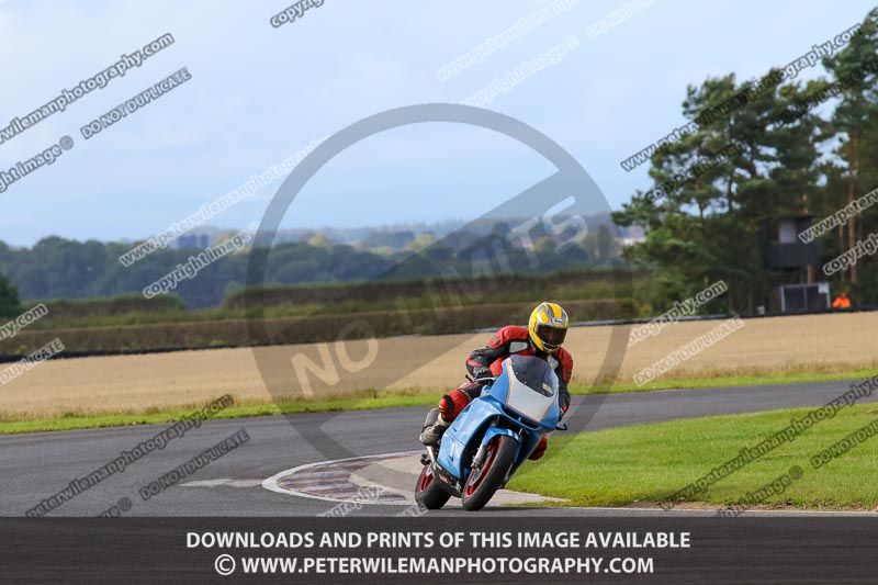 cadwell no limits trackday;cadwell park;cadwell park photographs;cadwell trackday photographs;enduro digital images;event digital images;eventdigitalimages;no limits trackdays;peter wileman photography;racing digital images;trackday digital images;trackday photos