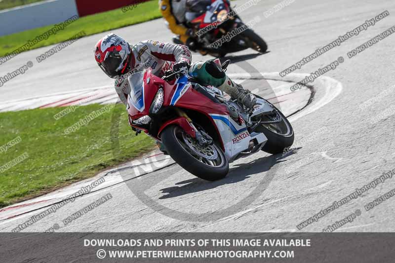 donington no limits trackday;donington park photographs;donington trackday photographs;no limits trackdays;peter wileman photography;trackday digital images;trackday photos