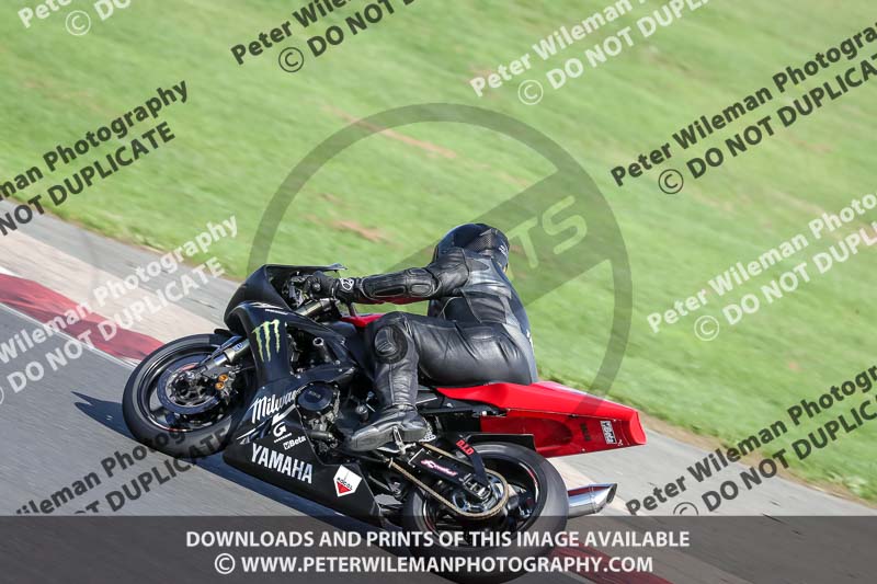 donington no limits trackday;donington park photographs;donington trackday photographs;no limits trackdays;peter wileman photography;trackday digital images;trackday photos