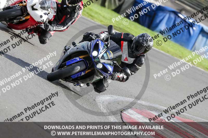 donington no limits trackday;donington park photographs;donington trackday photographs;no limits trackdays;peter wileman photography;trackday digital images;trackday photos