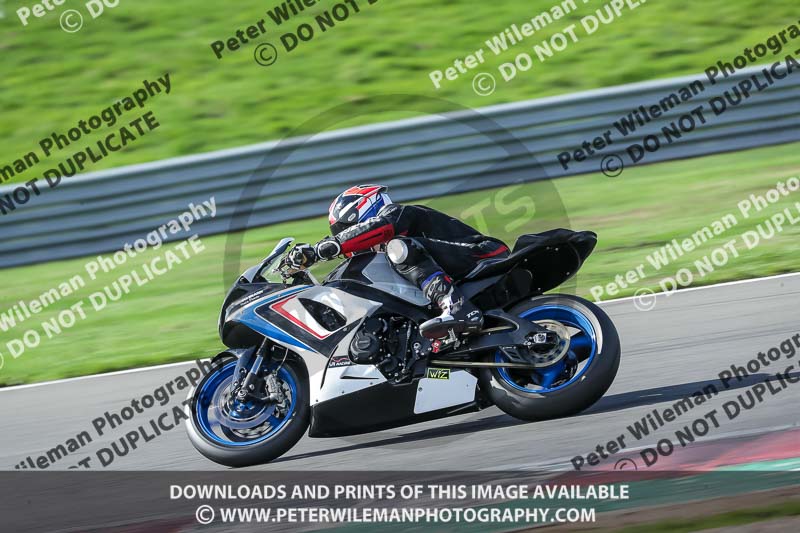 donington no limits trackday;donington park photographs;donington trackday photographs;no limits trackdays;peter wileman photography;trackday digital images;trackday photos