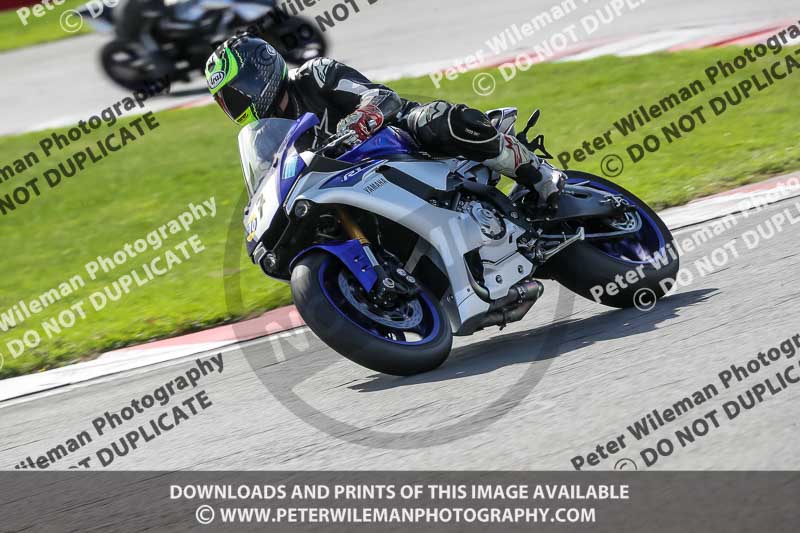 donington no limits trackday;donington park photographs;donington trackday photographs;no limits trackdays;peter wileman photography;trackday digital images;trackday photos