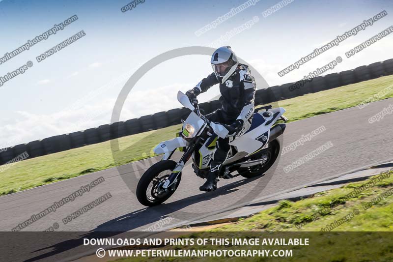 anglesey no limits trackday;anglesey photographs;anglesey trackday photographs;enduro digital images;event digital images;eventdigitalimages;no limits trackdays;peter wileman photography;racing digital images;trac mon;trackday digital images;trackday photos;ty croes
