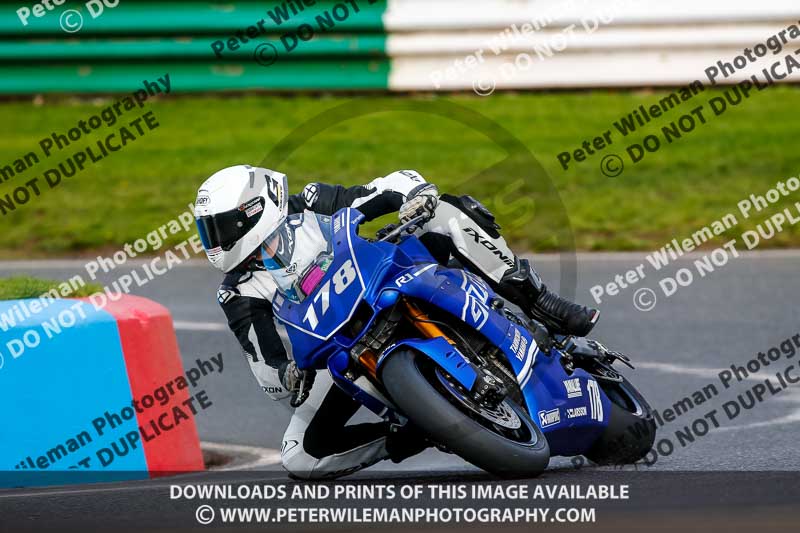 enduro digital images;event digital images;eventdigitalimages;mallory park;mallory park photographs;mallory park trackday;mallory park trackday photographs;no limits trackdays;peter wileman photography;racing digital images;trackday digital images;trackday photos
