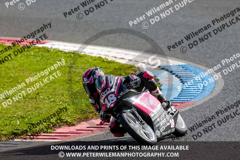 enduro digital images;event digital images;eventdigitalimages;mallory park;mallory park photographs;mallory park trackday;mallory park trackday photographs;no limits trackdays;peter wileman photography;racing digital images;trackday digital images;trackday photos