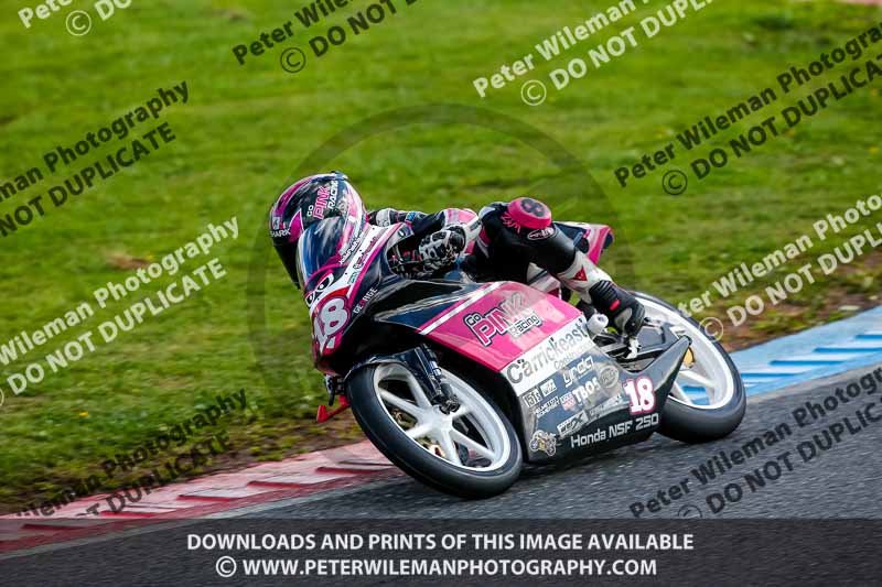 enduro digital images;event digital images;eventdigitalimages;mallory park;mallory park photographs;mallory park trackday;mallory park trackday photographs;no limits trackdays;peter wileman photography;racing digital images;trackday digital images;trackday photos