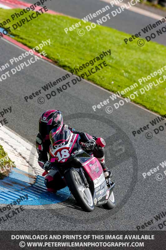 enduro digital images;event digital images;eventdigitalimages;mallory park;mallory park photographs;mallory park trackday;mallory park trackday photographs;no limits trackdays;peter wileman photography;racing digital images;trackday digital images;trackday photos