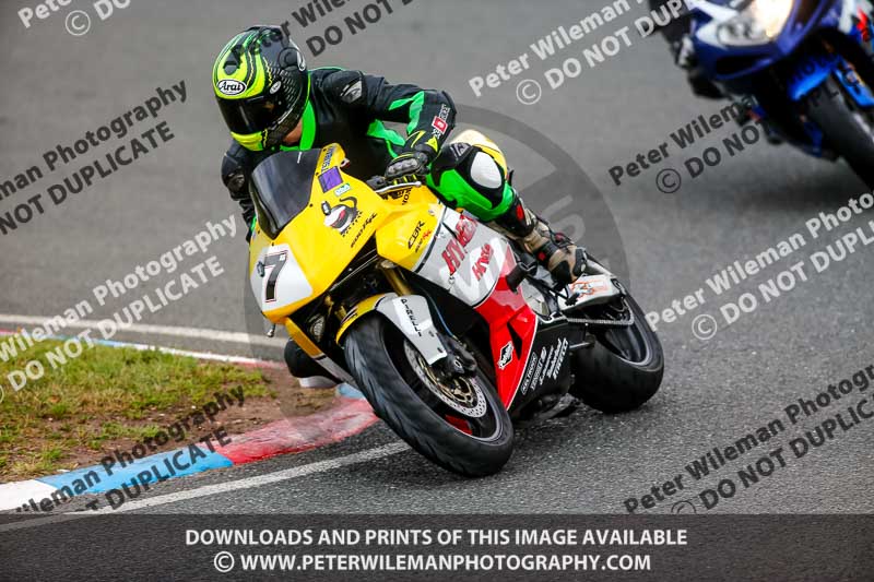 enduro digital images;event digital images;eventdigitalimages;mallory park;mallory park photographs;mallory park trackday;mallory park trackday photographs;no limits trackdays;peter wileman photography;racing digital images;trackday digital images;trackday photos