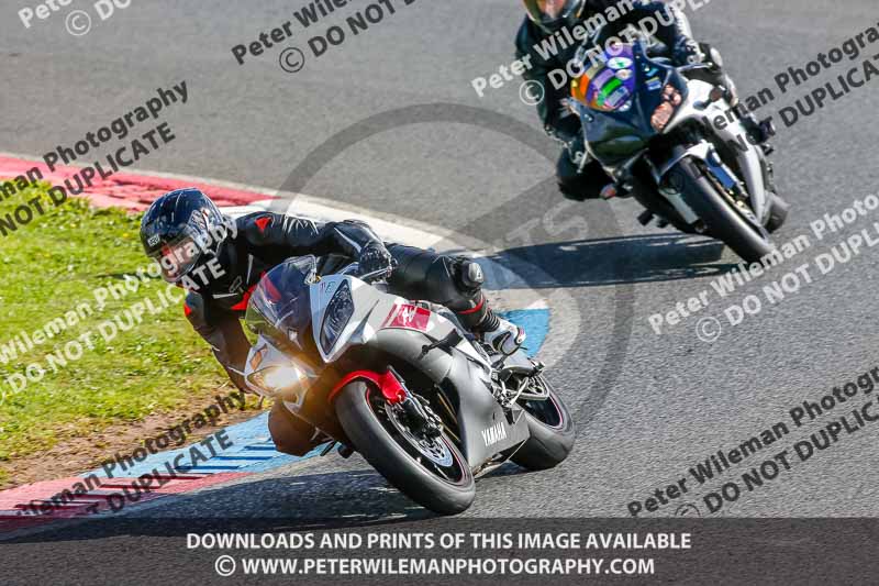 enduro digital images;event digital images;eventdigitalimages;mallory park;mallory park photographs;mallory park trackday;mallory park trackday photographs;no limits trackdays;peter wileman photography;racing digital images;trackday digital images;trackday photos