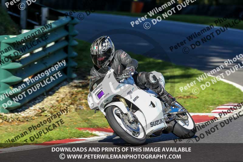 cadwell no limits trackday;cadwell park;cadwell park photographs;cadwell trackday photographs;enduro digital images;event digital images;eventdigitalimages;no limits trackdays;peter wileman photography;racing digital images;trackday digital images;trackday photos