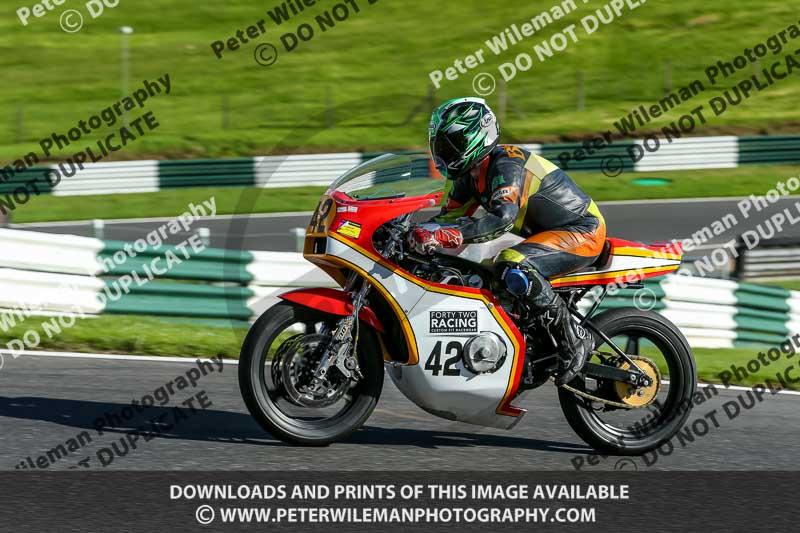 cadwell no limits trackday;cadwell park;cadwell park photographs;cadwell trackday photographs;enduro digital images;event digital images;eventdigitalimages;no limits trackdays;peter wileman photography;racing digital images;trackday digital images;trackday photos