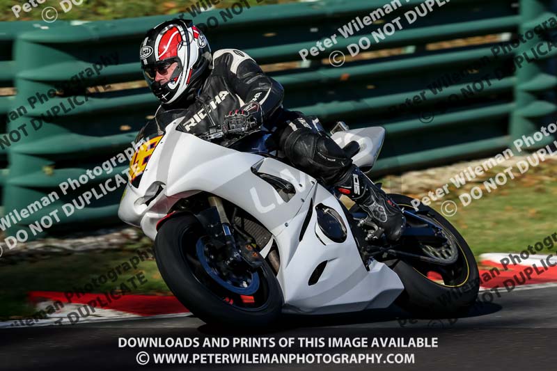 cadwell no limits trackday;cadwell park;cadwell park photographs;cadwell trackday photographs;enduro digital images;event digital images;eventdigitalimages;no limits trackdays;peter wileman photography;racing digital images;trackday digital images;trackday photos