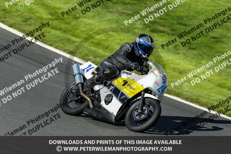 cadwell no limits trackday;cadwell park;cadwell park photographs;cadwell trackday photographs;enduro digital images;event digital images;eventdigitalimages;no limits trackdays;peter wileman photography;racing digital images;trackday digital images;trackday photos