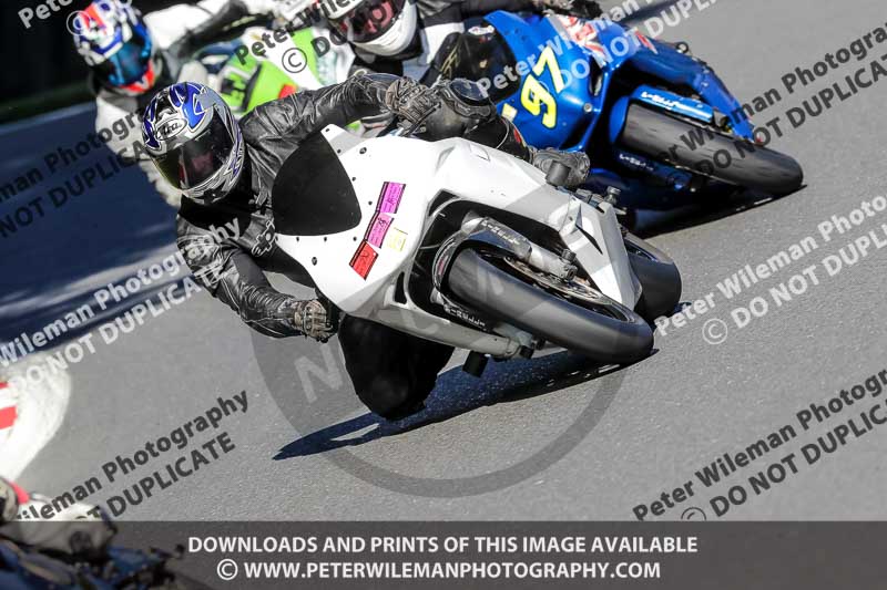 cadwell no limits trackday;cadwell park;cadwell park photographs;cadwell trackday photographs;enduro digital images;event digital images;eventdigitalimages;no limits trackdays;peter wileman photography;racing digital images;trackday digital images;trackday photos