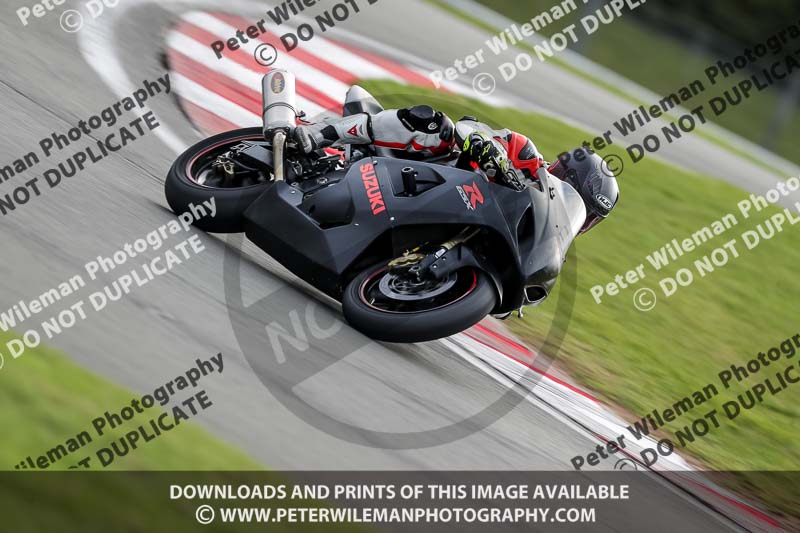 donington no limits trackday;donington park photographs;donington trackday photographs;no limits trackdays;peter wileman photography;trackday digital images;trackday photos