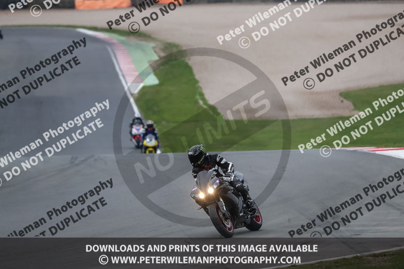 donington no limits trackday;donington park photographs;donington trackday photographs;no limits trackdays;peter wileman photography;trackday digital images;trackday photos