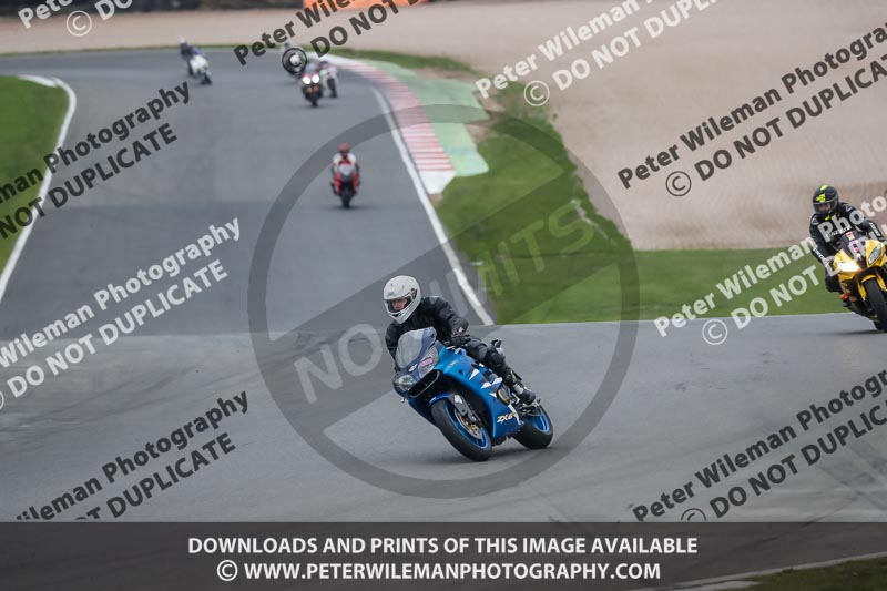 donington no limits trackday;donington park photographs;donington trackday photographs;no limits trackdays;peter wileman photography;trackday digital images;trackday photos
