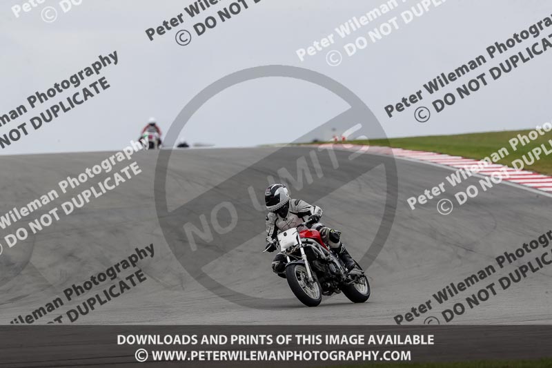 donington no limits trackday;donington park photographs;donington trackday photographs;no limits trackdays;peter wileman photography;trackday digital images;trackday photos
