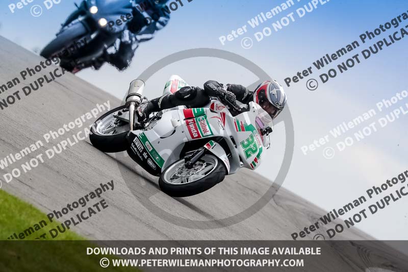 donington no limits trackday;donington park photographs;donington trackday photographs;no limits trackdays;peter wileman photography;trackday digital images;trackday photos
