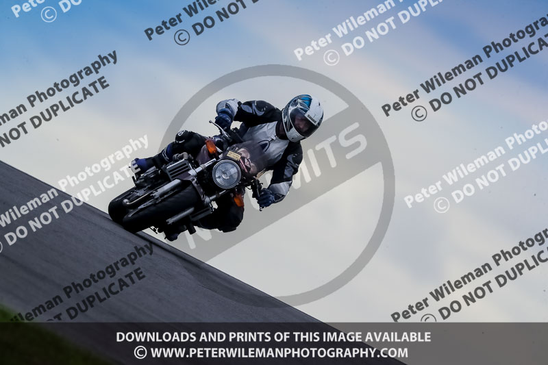 donington no limits trackday;donington park photographs;donington trackday photographs;no limits trackdays;peter wileman photography;trackday digital images;trackday photos