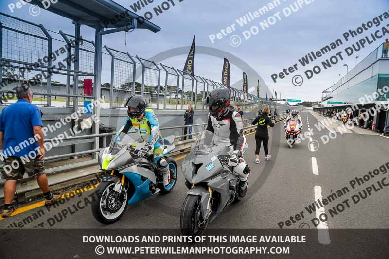 07th to 9th January 2019;Phillip Island;event digital images;motorbikes;no limits;peter wileman photography;trackday;trackday digital images