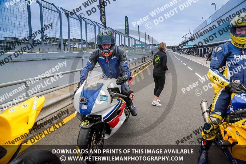 07th to 9th January 2019;Phillip Island;event digital images;motorbikes;no limits;peter wileman photography;trackday;trackday digital images