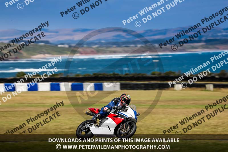 07th to 9th January 2019;Phillip Island;event digital images;motorbikes;no limits;peter wileman photography;trackday;trackday digital images