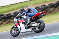 07th-to-9th-January-2019;Phillip-Island;event-digital-images;motorbikes;no-limits;peter-wileman-photography;trackday;trackday-digital-images