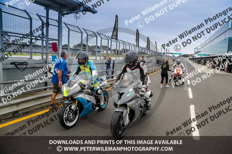 07th to 9th January 2019;Phillip Island;event digital images;motorbikes;no limits;peter wileman photography;trackday;trackday digital images
