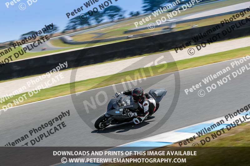 07th to 9th January 2019;Phillip Island;event digital images;motorbikes;no limits;peter wileman photography;trackday;trackday digital images