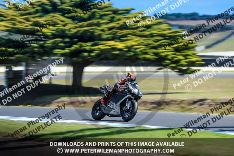 07th to 9th January 2019;Phillip Island;event digital images;motorbikes;no limits;peter wileman photography;trackday;trackday digital images