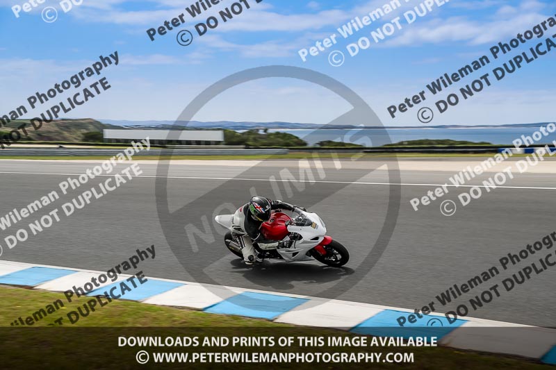 07th to 9th January 2019;Phillip Island;event digital images;motorbikes;no limits;peter wileman photography;trackday;trackday digital images