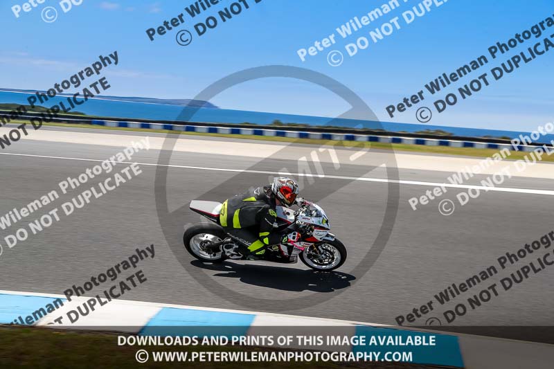 07th to 9th January 2019;Phillip Island;event digital images;motorbikes;no limits;peter wileman photography;trackday;trackday digital images