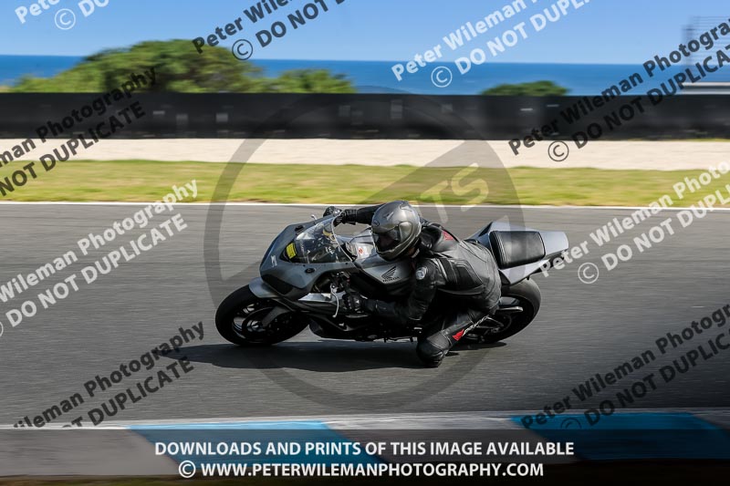 07th to 9th January 2019;Phillip Island;event digital images;motorbikes;no limits;peter wileman photography;trackday;trackday digital images