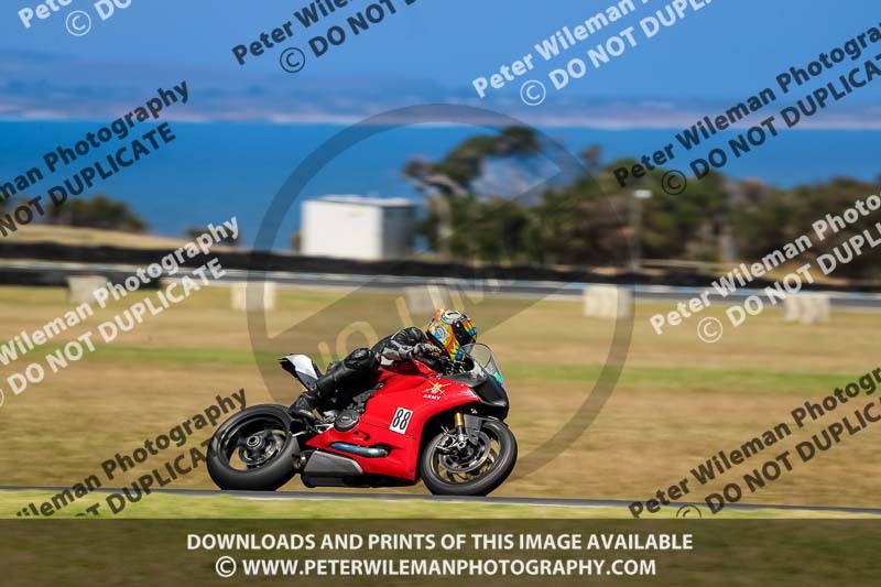 07th to 9th January 2019;Phillip Island;event digital images;motorbikes;no limits;peter wileman photography;trackday;trackday digital images