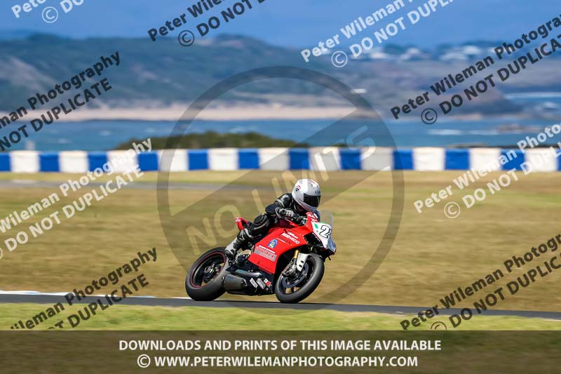 07th to 9th January 2019;Phillip Island;event digital images;motorbikes;no limits;peter wileman photography;trackday;trackday digital images