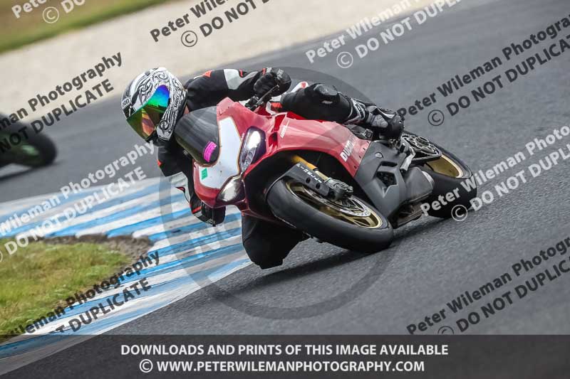 07th to 9th January 2019;Phillip Island;event digital images;motorbikes;no limits;peter wileman photography;trackday;trackday digital images