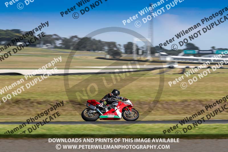 07th to 9th January 2019;Phillip Island;event digital images;motorbikes;no limits;peter wileman photography;trackday;trackday digital images
