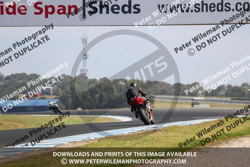 07th to 9th January 2019;Phillip Island;event digital images;motorbikes;no limits;peter wileman photography;trackday;trackday digital images