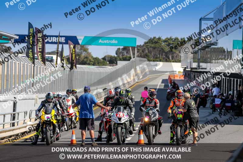 07th to 9th January 2019;Phillip Island;event digital images;motorbikes;no limits;peter wileman photography;trackday;trackday digital images