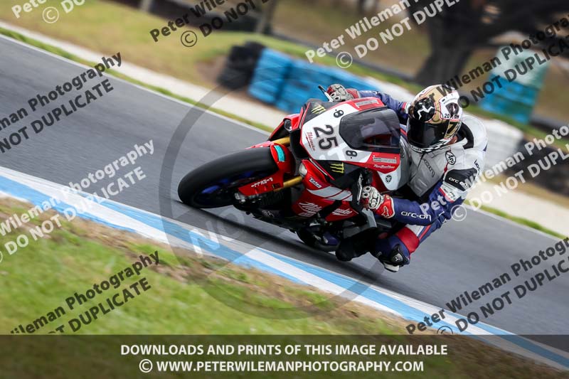 07th to 9th January 2019;Phillip Island;event digital images;motorbikes;no limits;peter wileman photography;trackday;trackday digital images