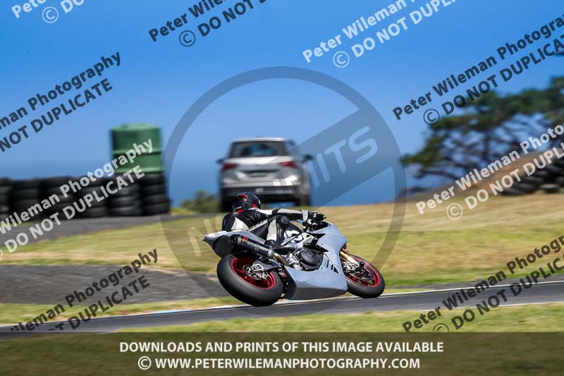 07th to 9th January 2019;Phillip Island;event digital images;motorbikes;no limits;peter wileman photography;trackday;trackday digital images